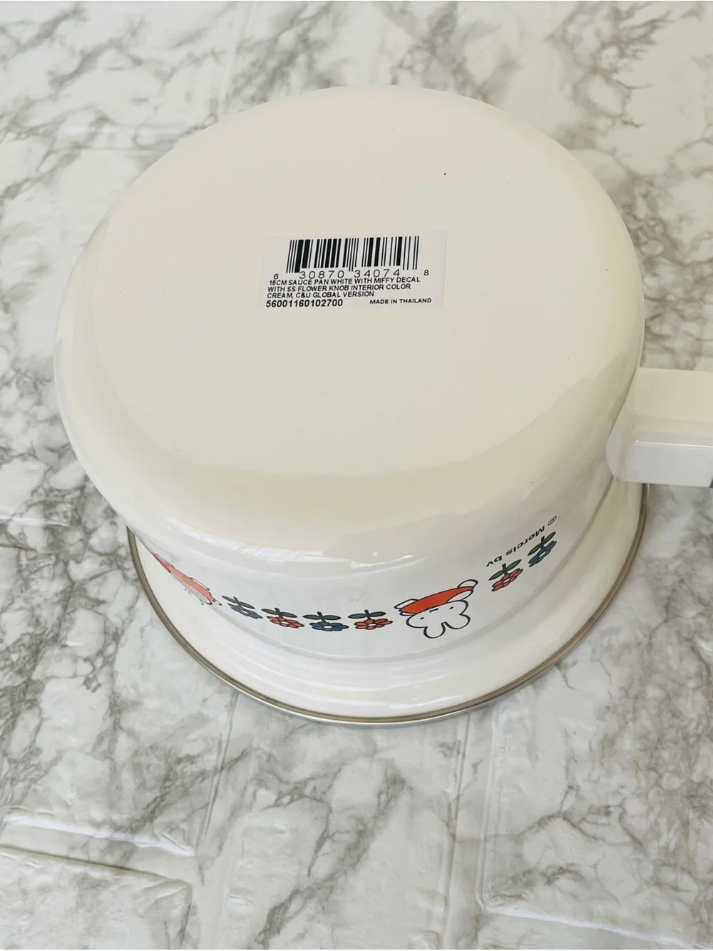 New Le Creuset White Enamel Miffy Saucepan with Orange Accents with original box